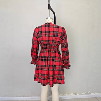 Robe Noël Lumière™ – Col V & Manches Lanternes à Motif Carreaux